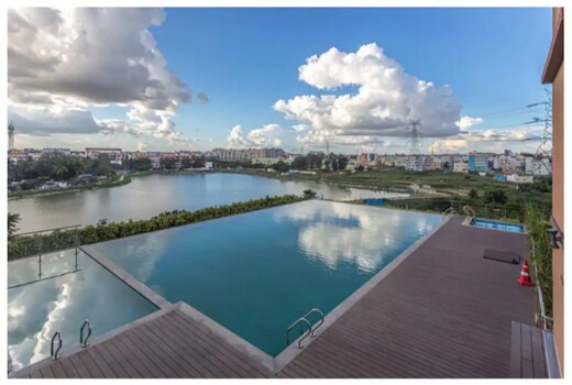 Panoramic 34th Floor 3BHK Flat For Family