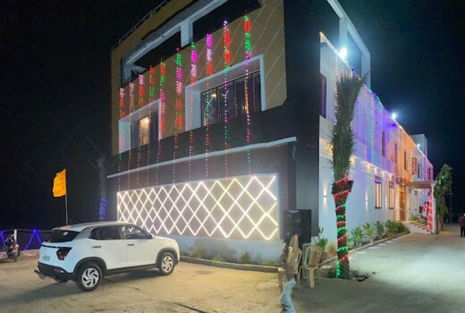 ROSE VILLAGE RESTAURANT