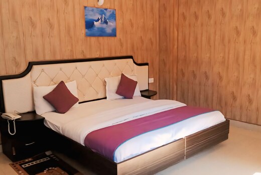Hotel Leisure Palace