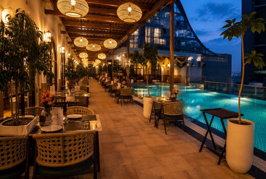 The Murti Hotel & Banquets