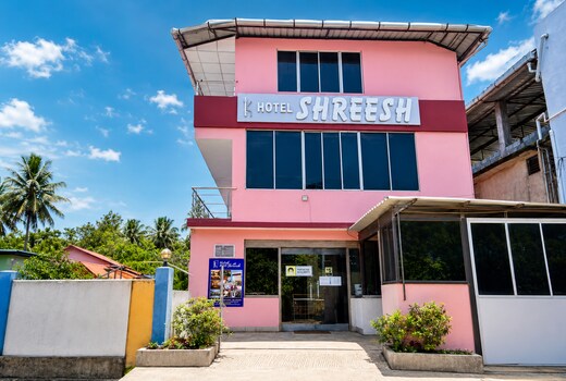 HOTEL SHREESH 1 Minute Walking Distance from Jetty