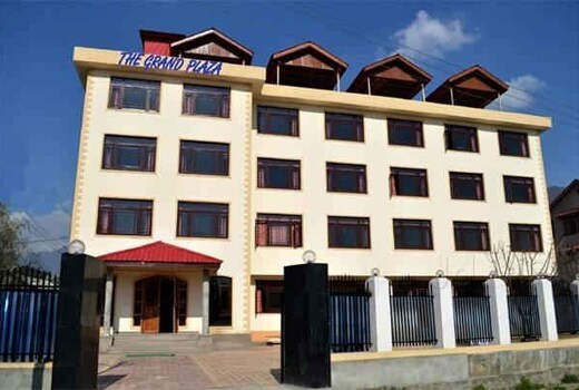 Hotel The Grand Plaza