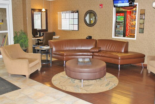 Candlewood Suites SYRACUSE-AIRPORT