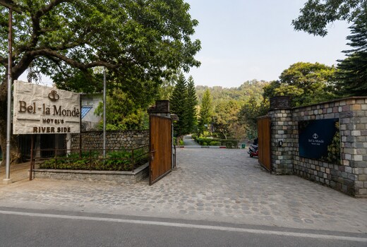 Bel La Monde Hotel Riverside - Jim Corbett