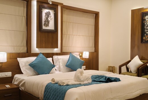 Radha Madhavam Apartment s