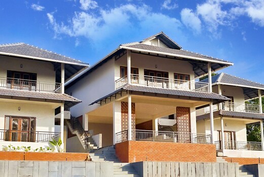 Hillock Vista Homestay by Aarika Resorts