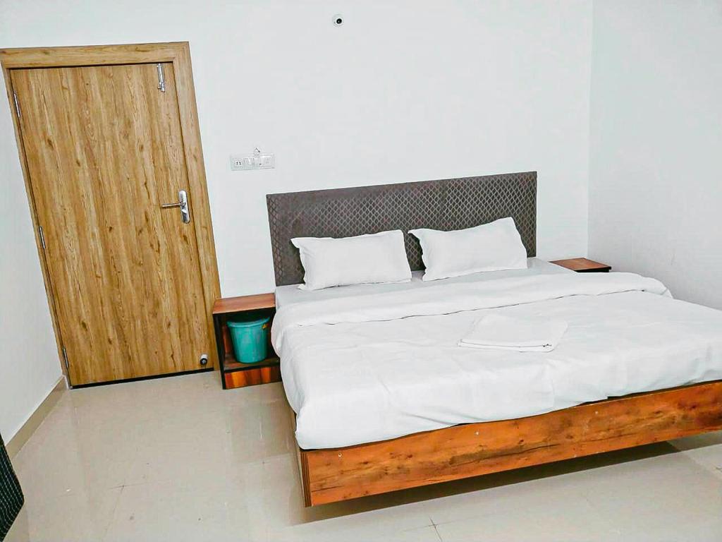 HOTEL MERA STAY INN
