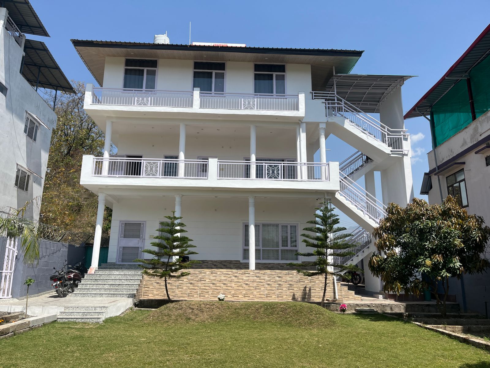 White Manor