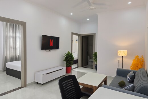 Modern Home with Full Kitchen in Jaipur