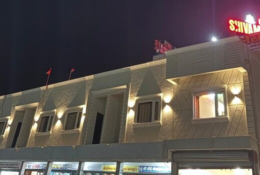Hotel shivam palace
