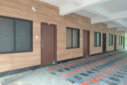 Pranav Deluxe Stay