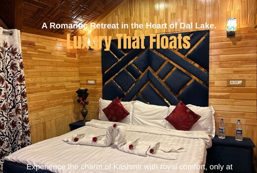 Houseboat Trambak