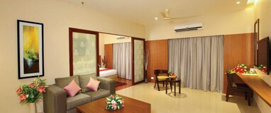 J K Residency Cheruvathur