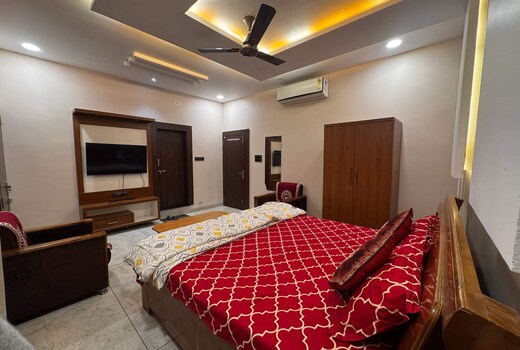 Riverfront 4bhk private penthouse