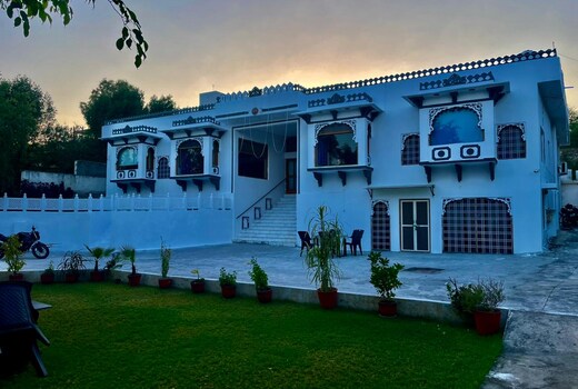 MB Luxurious Villa