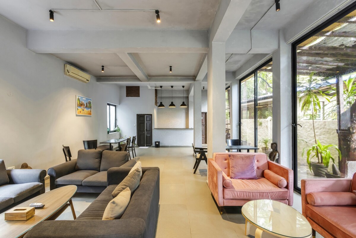 Main gallery