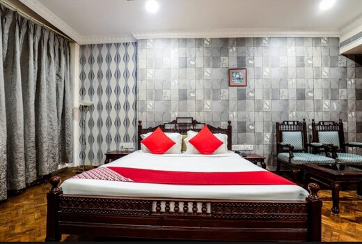 LNV HOTELS