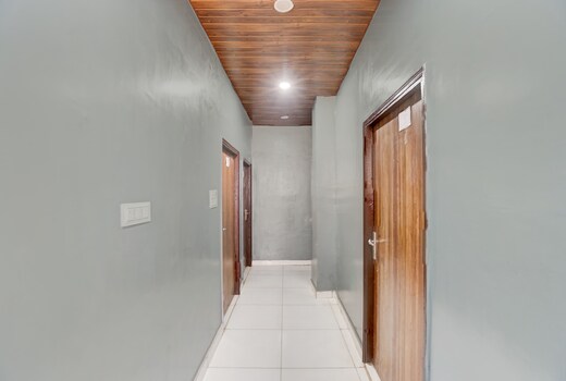 SPOT ON by OYO Isshu Hotel And Restaurant