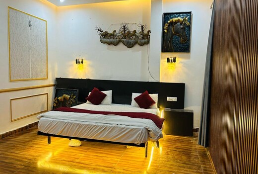 Hotel Golden Arrow