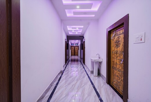 Hotel O JS Palace