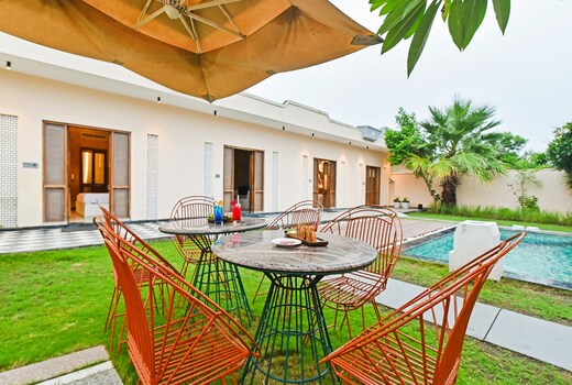 DanCenter Parijat Villas & Suites with Pvt Pool Udaipur Nathdwara