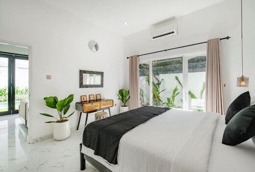 Marina Villa