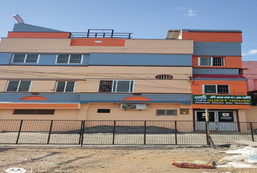 SRI SIVALAKSHMI AC GUEST HOUSE