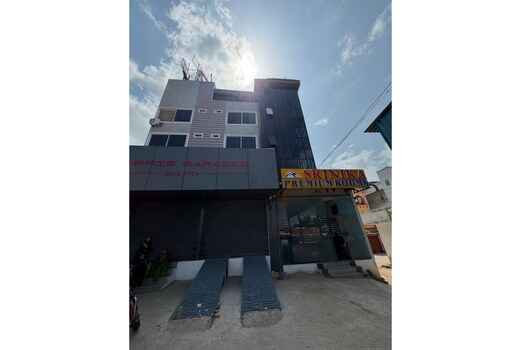 FabHotel New Srinika Premium