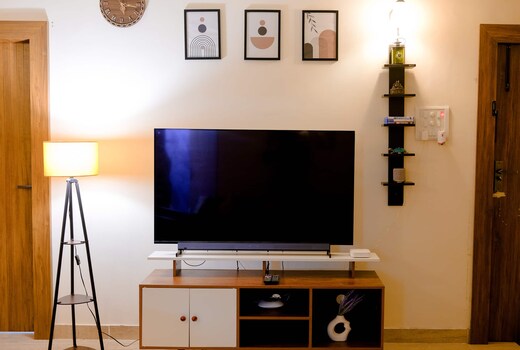 THE CRIB Luxury 3BHK for Groups Family