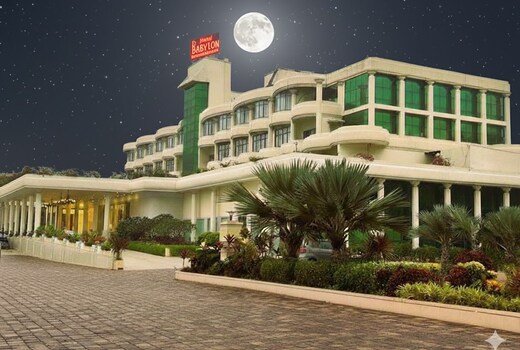 Hotel Babylon International