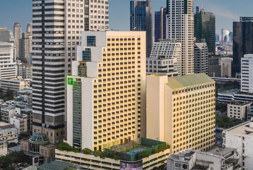Holiday Inn Bangkok Silom