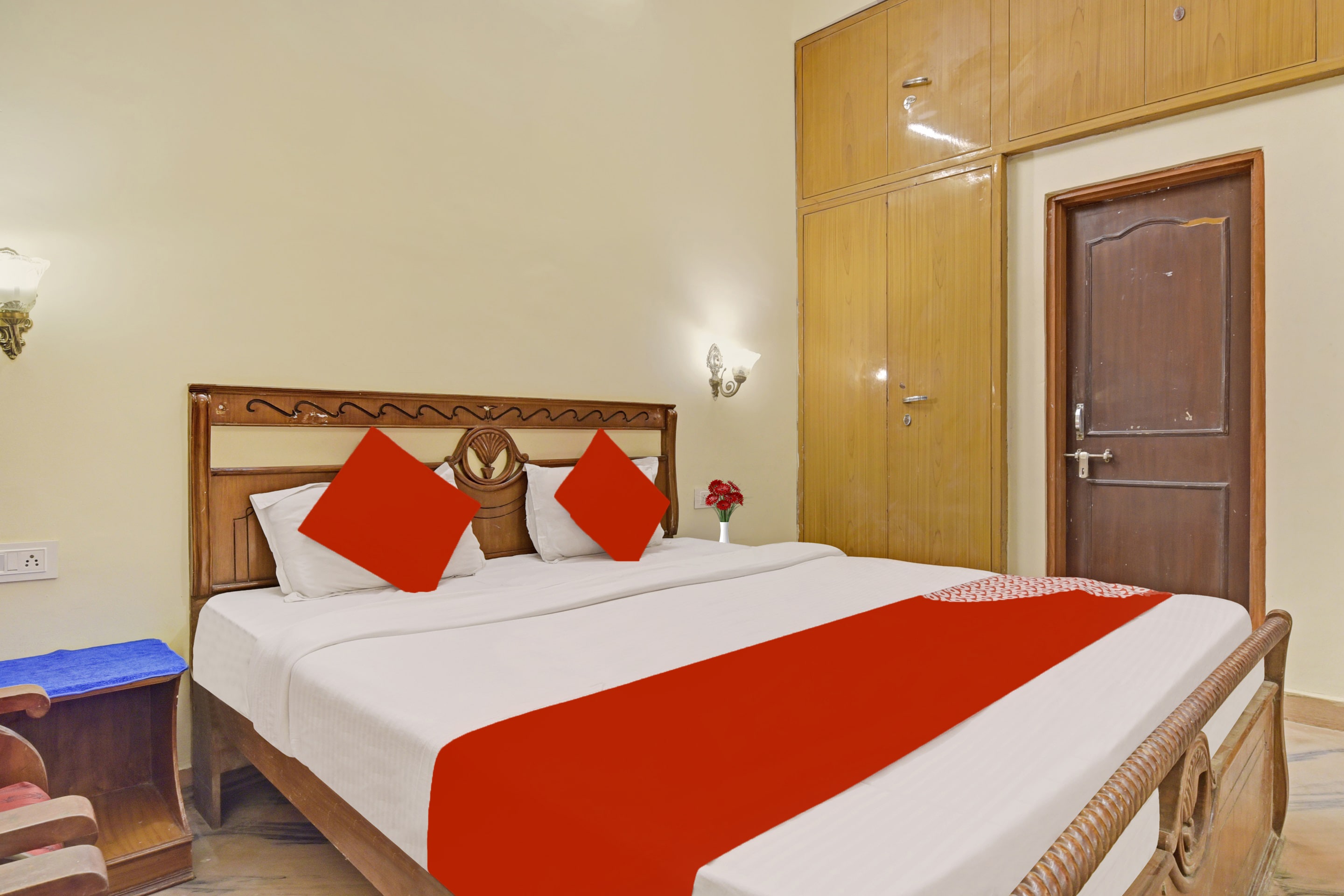 Hotel O Kartikey Stays