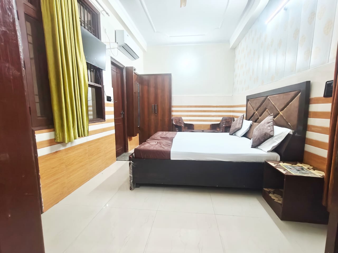 Main gallery