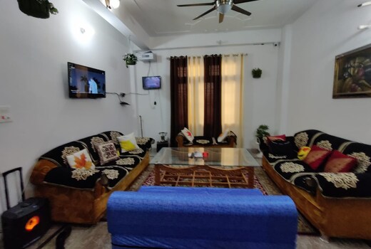 Goel Home Apartment