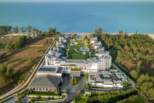 Khao Lak Marriott Beach Resort & Spa