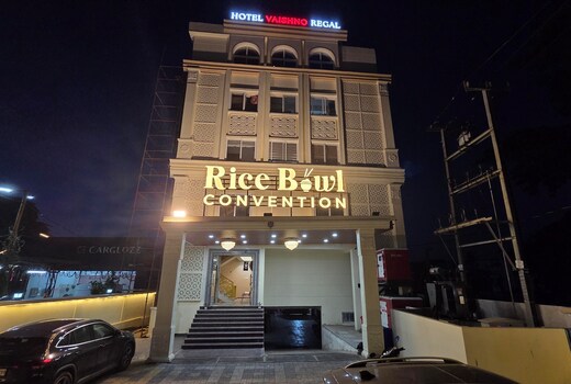 Hotel Vaishno Regal