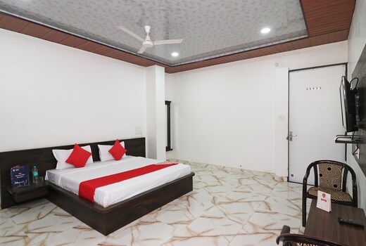 Super Hotel O Nandini