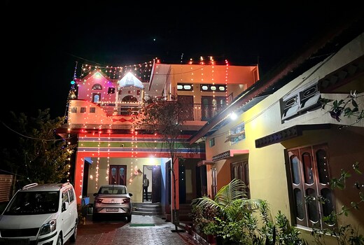 Paradise Inn