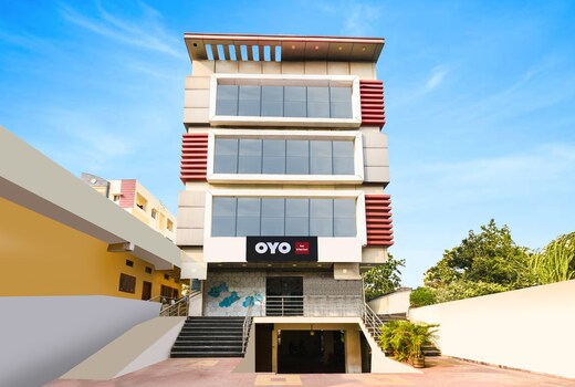 Hotel O Sri Balaji Grand