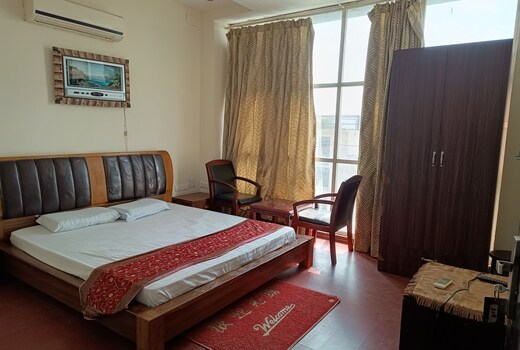 Hotel Naman