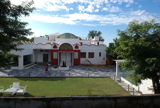 Casa Blanca Resort
