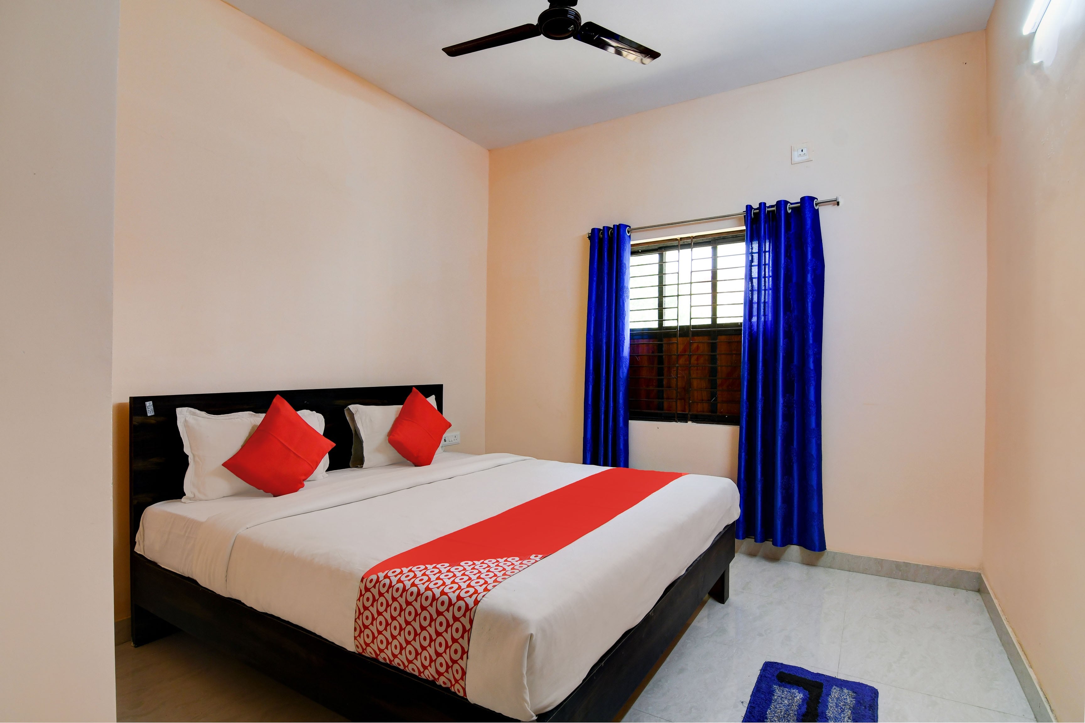 Hotel O S S Guesthouse