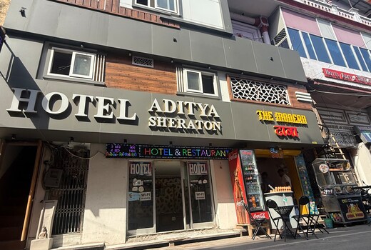 hotel aditya sheraton