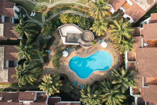 La Bella Mare Luxury 2bhk by Satiwa Stay