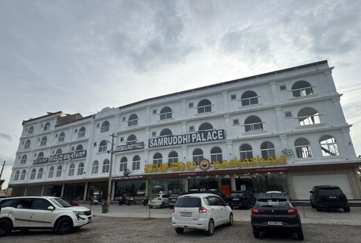 Samruddhi Palace