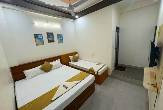 Hotel Tapovan