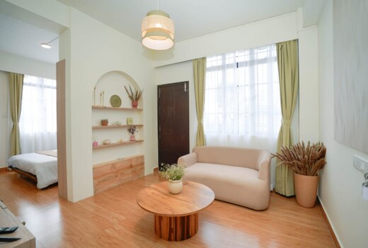 Ebel's Inn 3BHK Entire Apartment With Lift & Parking