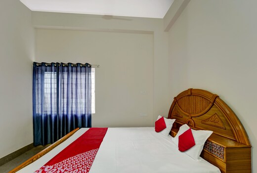 Hotel O Gangotri Inn