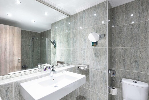 Hotel Mercure Luxembourg Kikuoka Golf & Spa