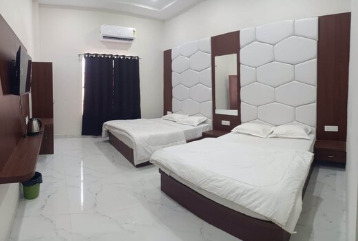 SUKHDHAAM HOTEL